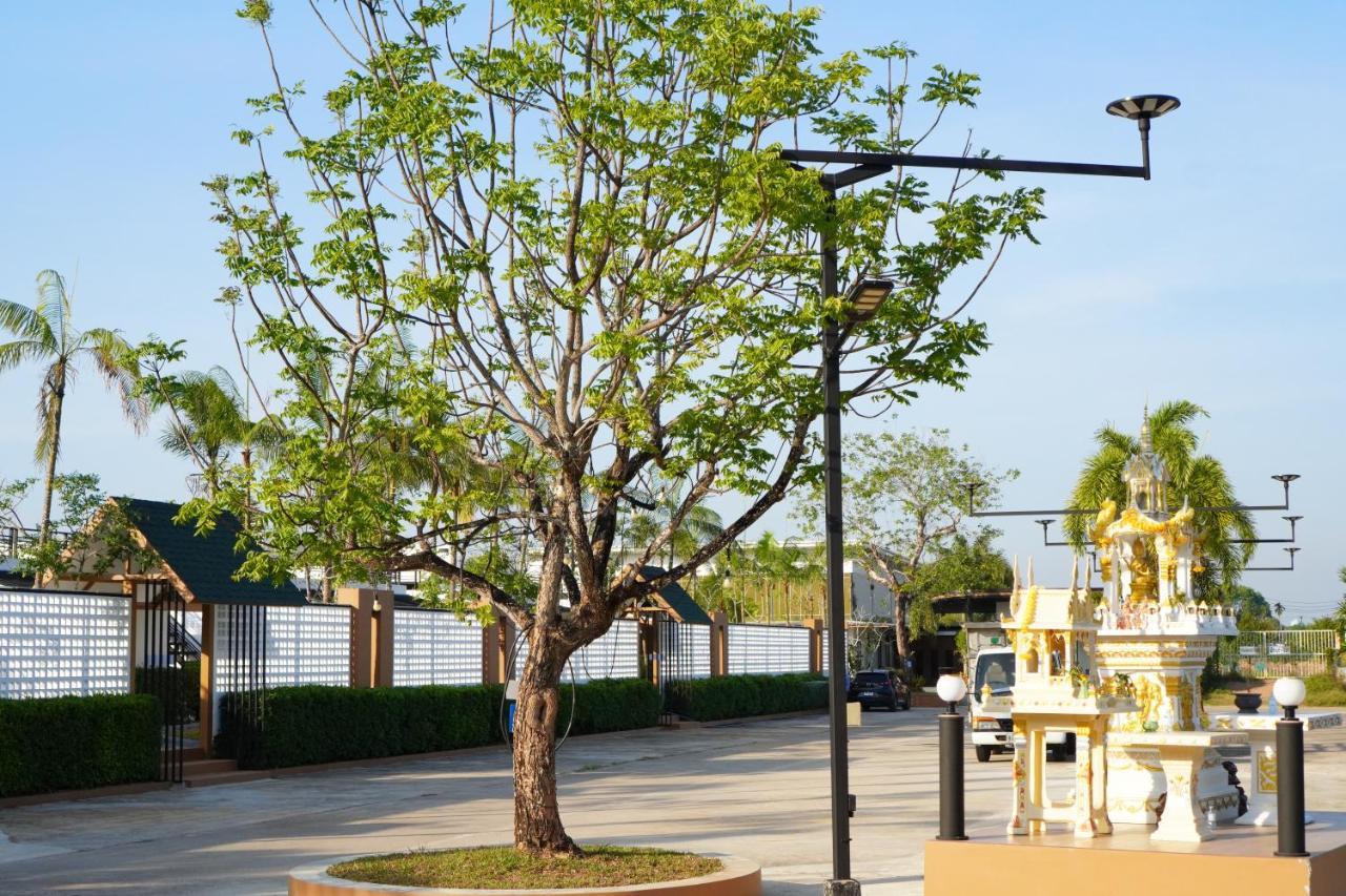 Ip Plus Resort - Chanthaburi Εξωτερικό φωτογραφία